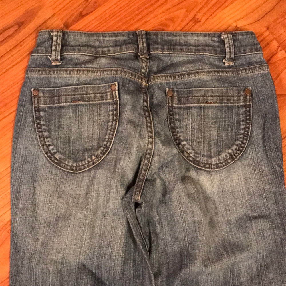 DKNY JEANS